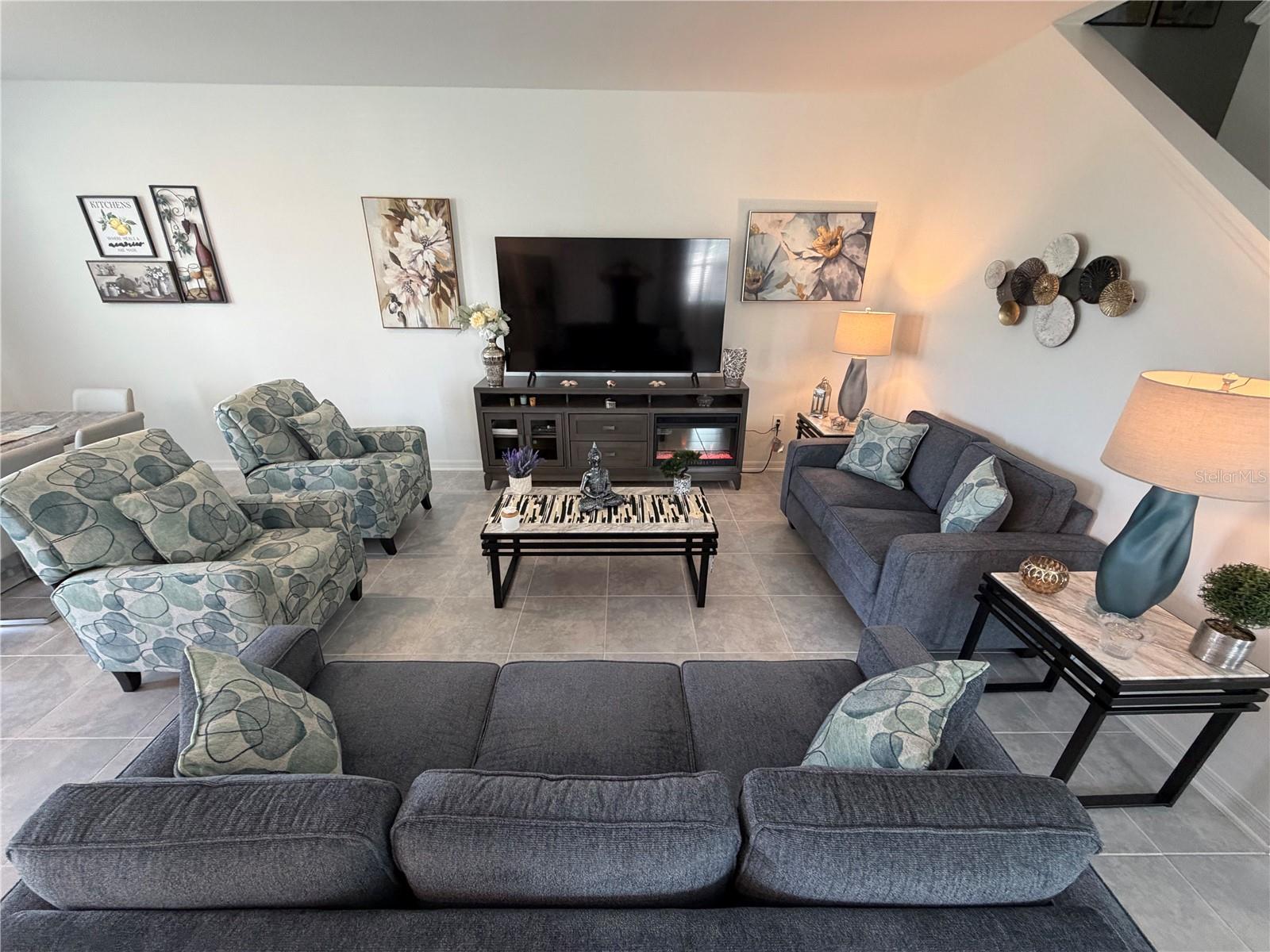 TRACT X - Residential Lease