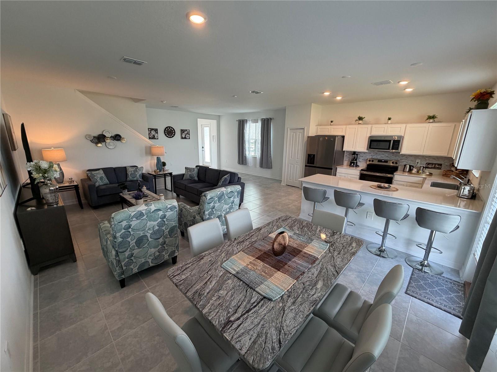 TRACT X - Residential Lease