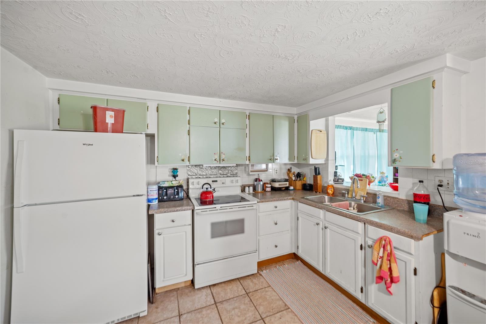 ALOHA GARDENS - Residential