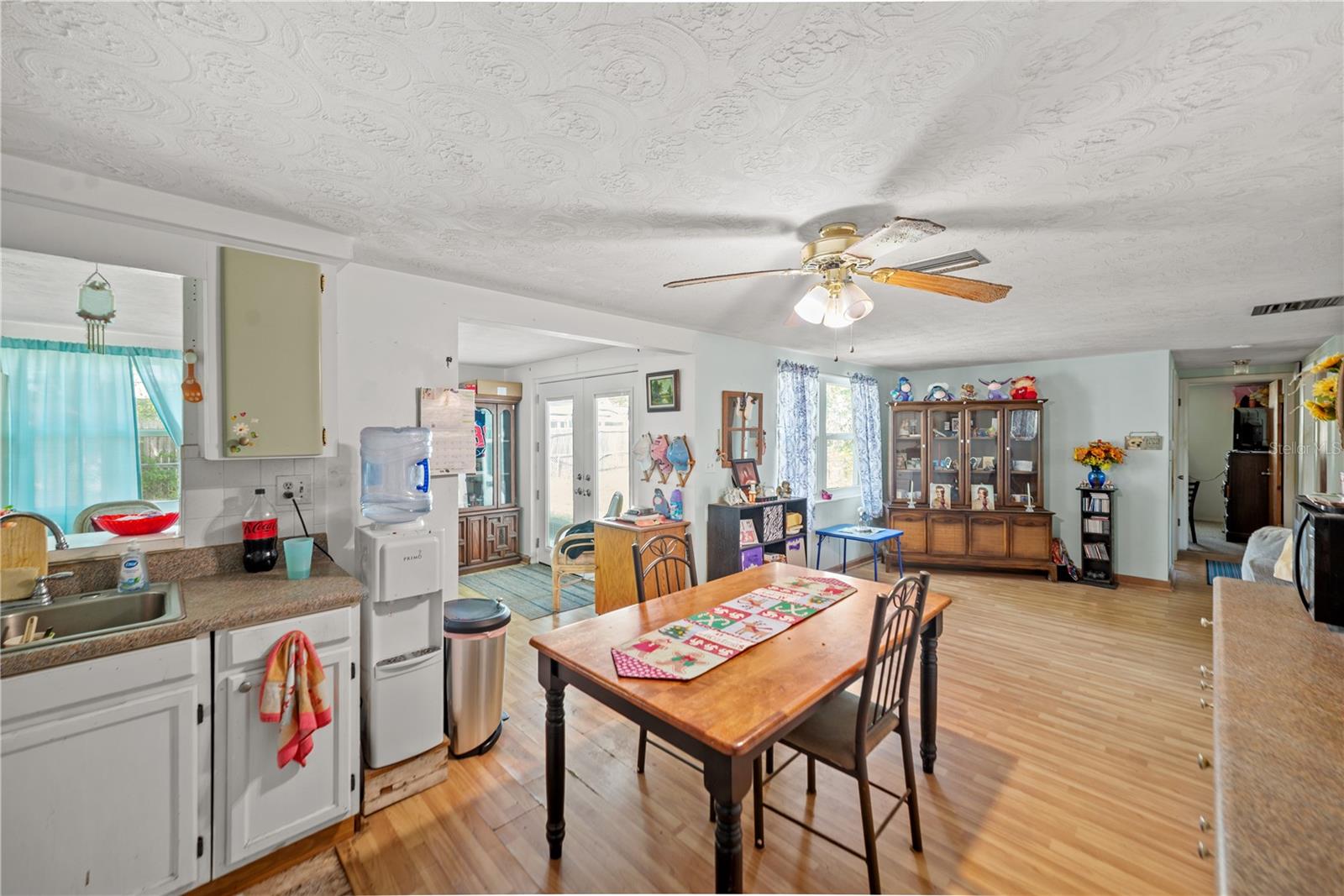 ALOHA GARDENS - Residential