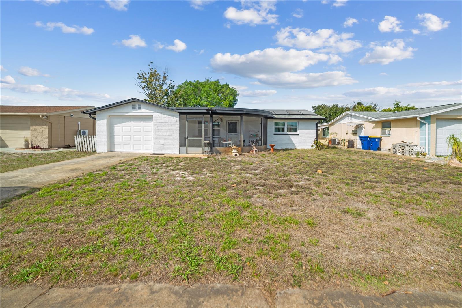 ALOHA GARDENS - Residential