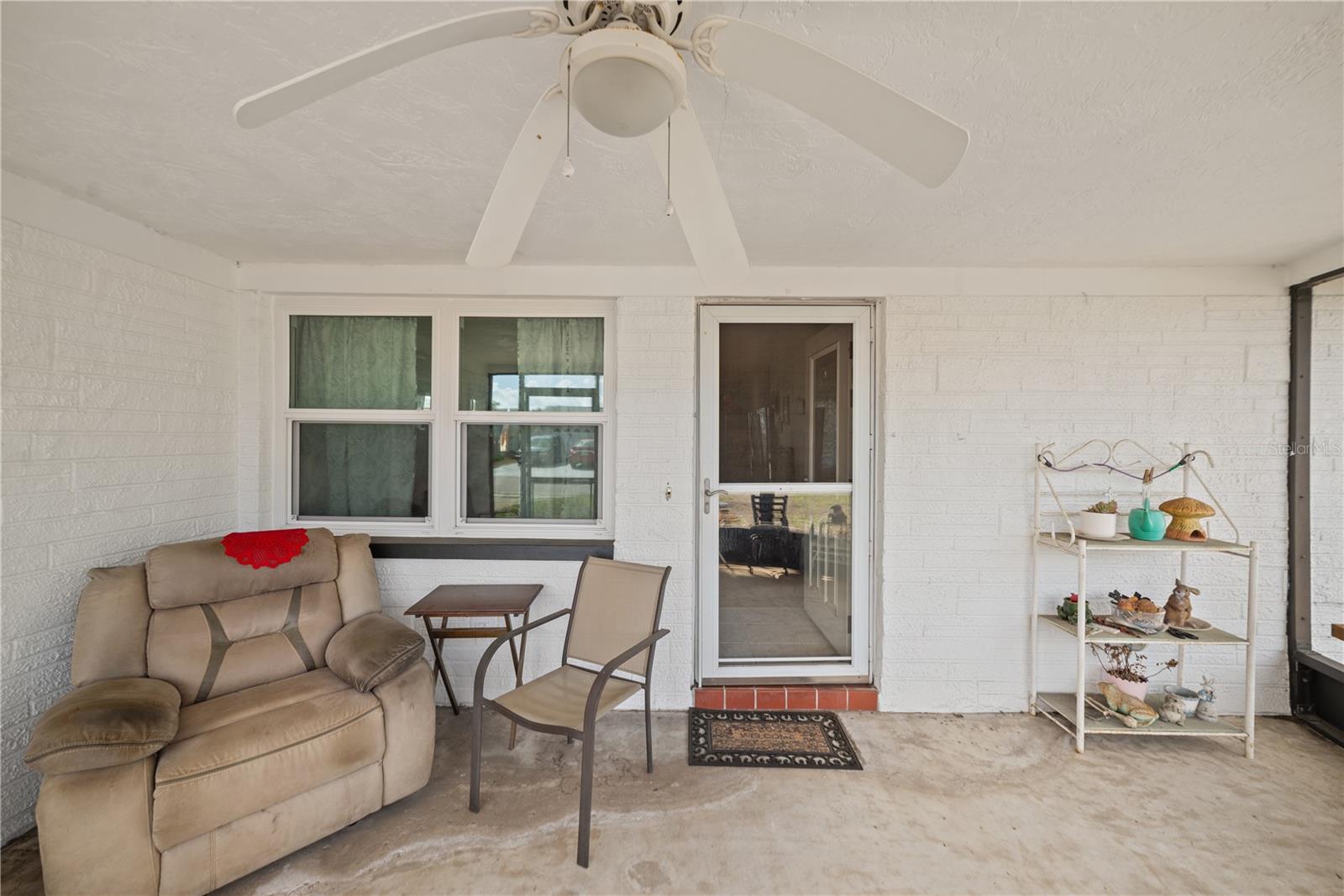 ALOHA GARDENS - Residential