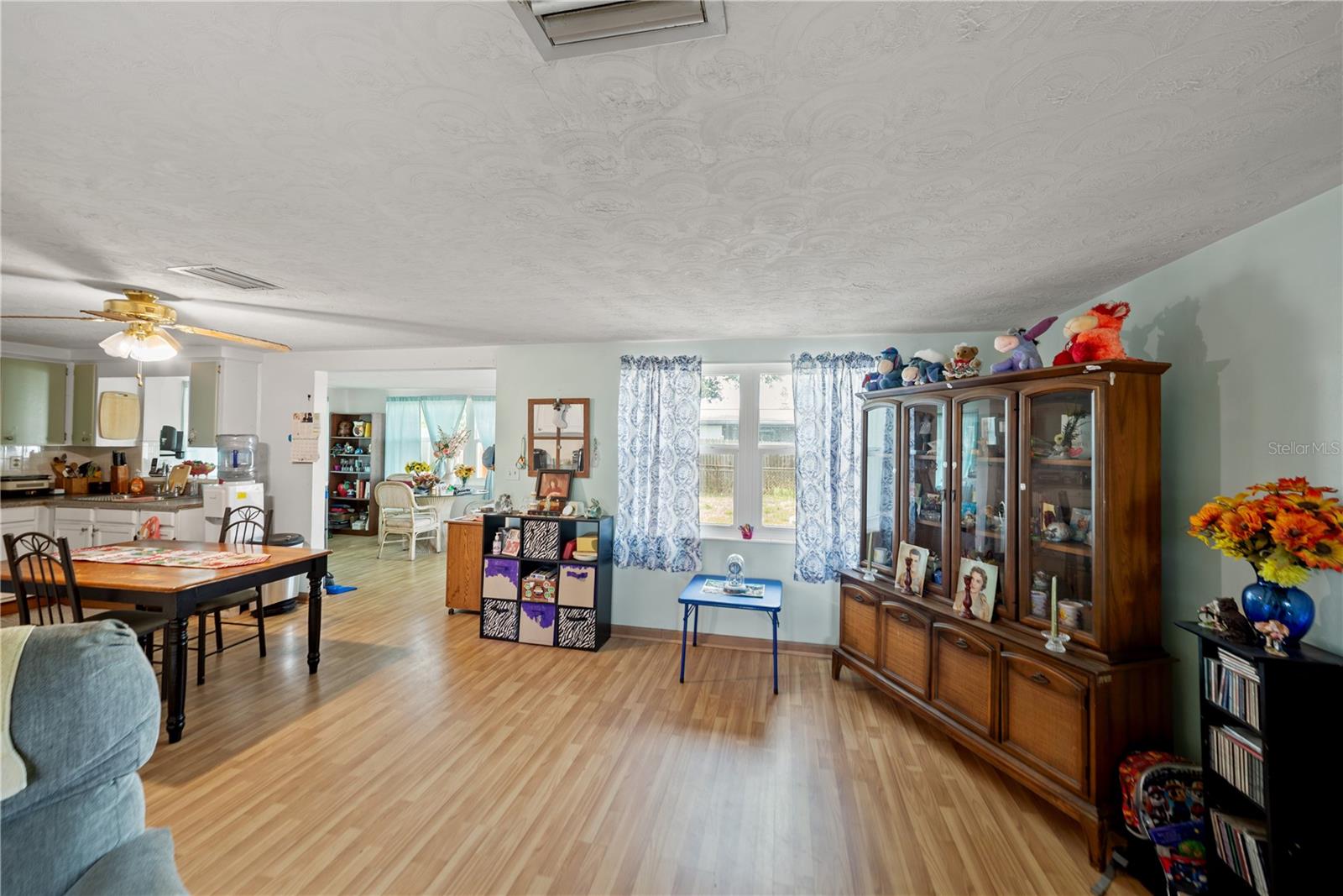 ALOHA GARDENS - Residential