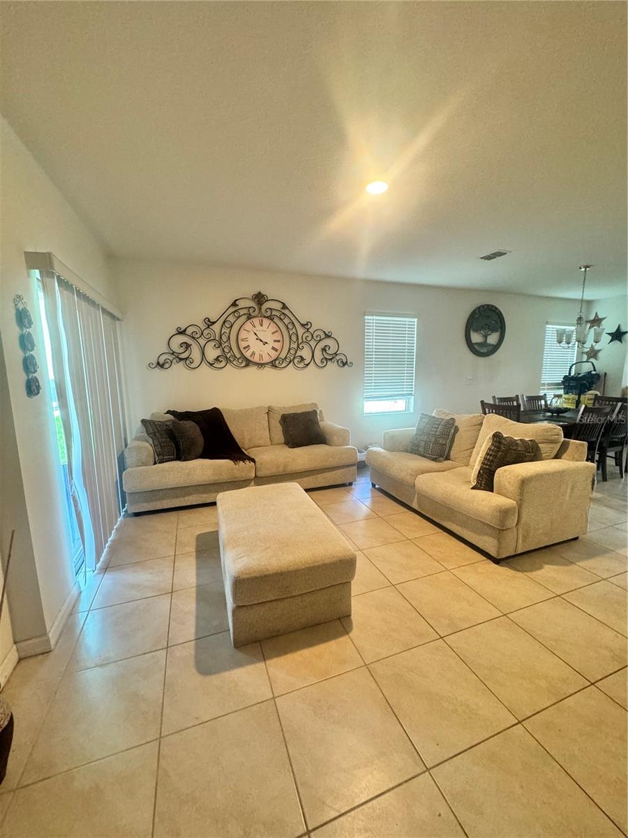 Photo 5 of 11 of 1847 RED CANYON DRIVE townhome