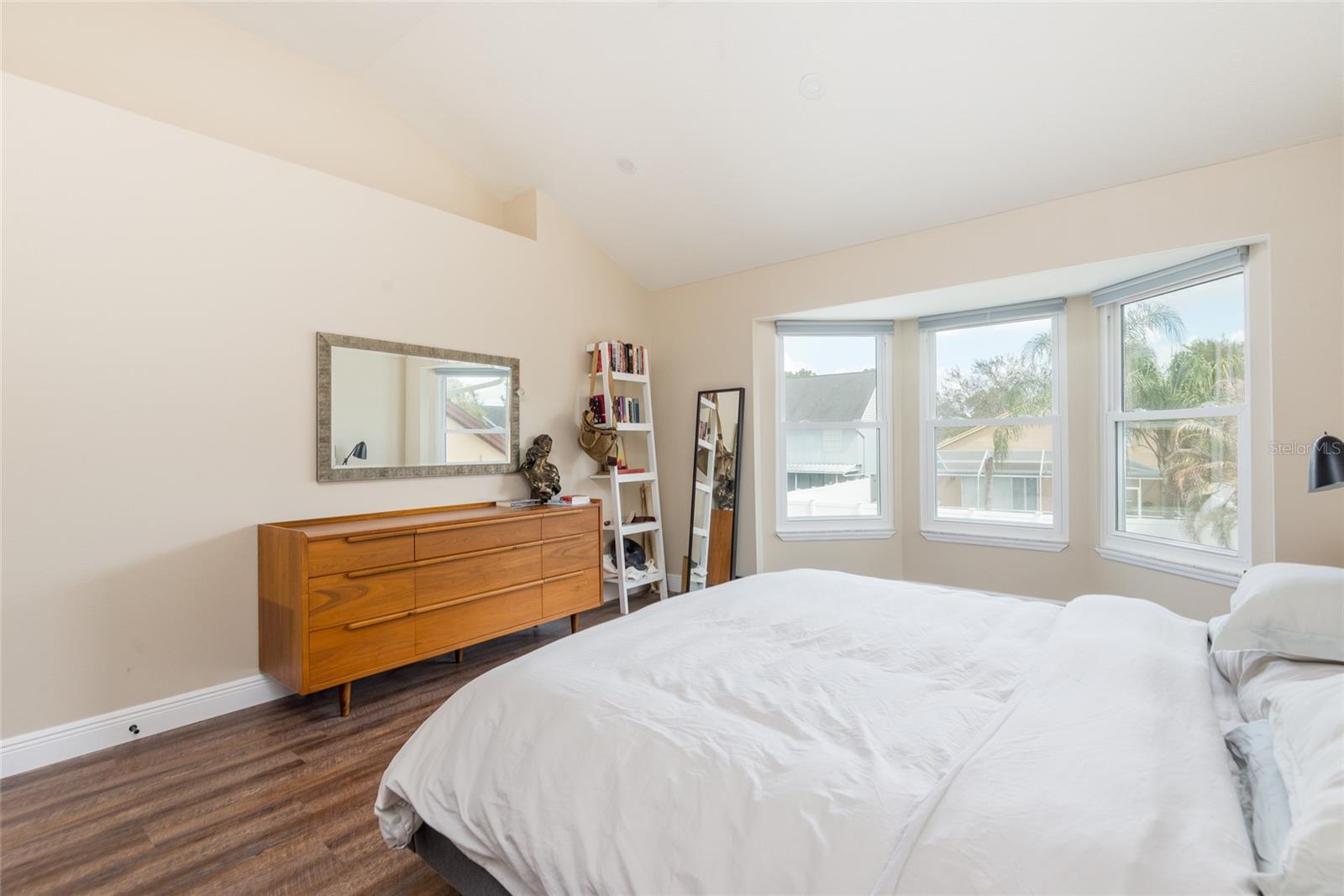 COUNTRY CLUB VILLAGE AT CARROLLWOOD - Residential