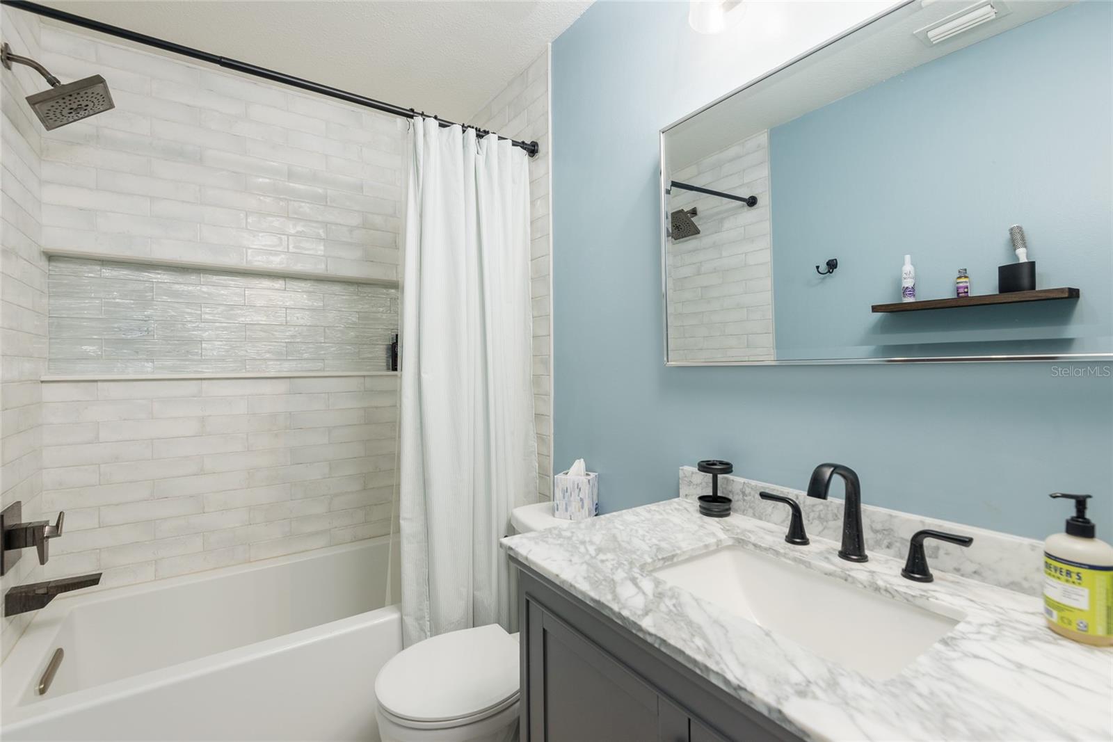 COUNTRY CLUB VILLAGE AT CARROLLWOOD - Residential