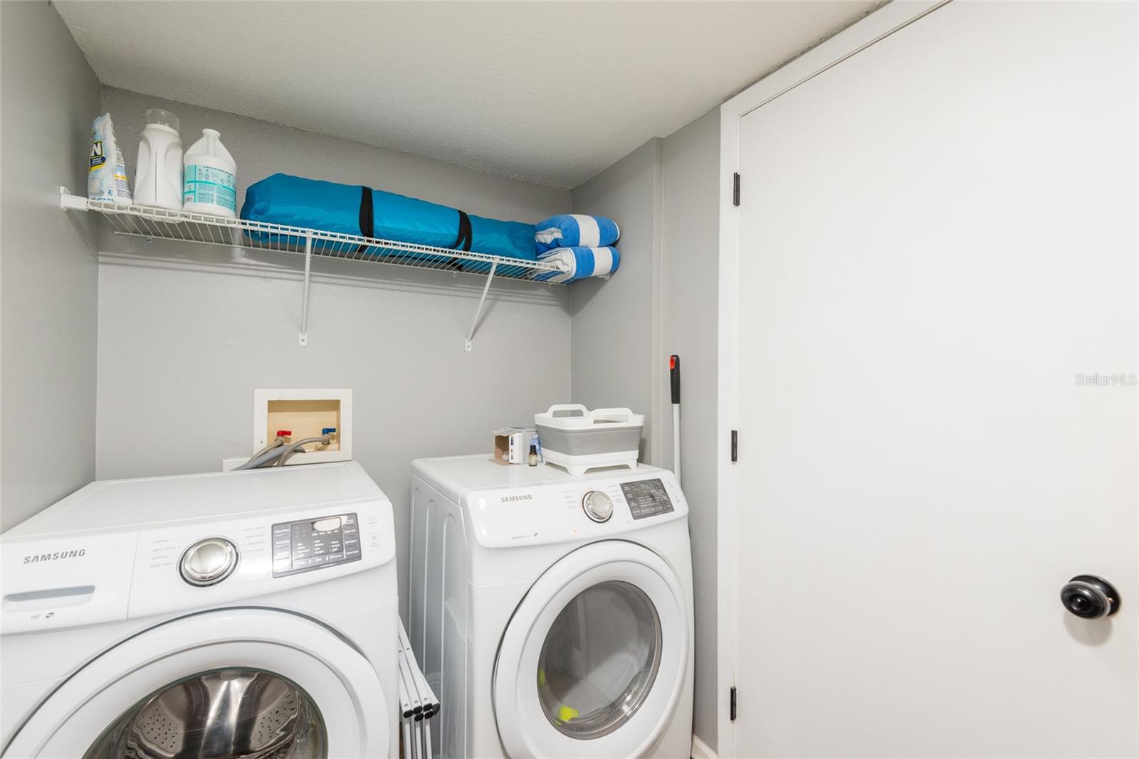 COUNTRY CLUB VILLAGE AT CARROLLWOOD - Residential