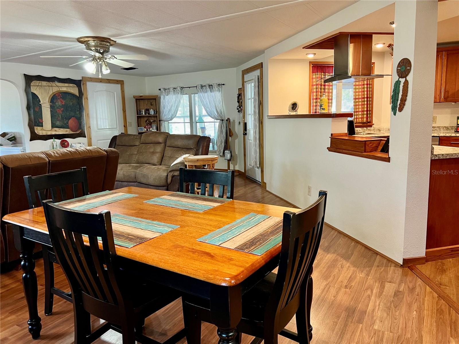 CONTINENTAL COUNTRY CLUB COMMU - Residential