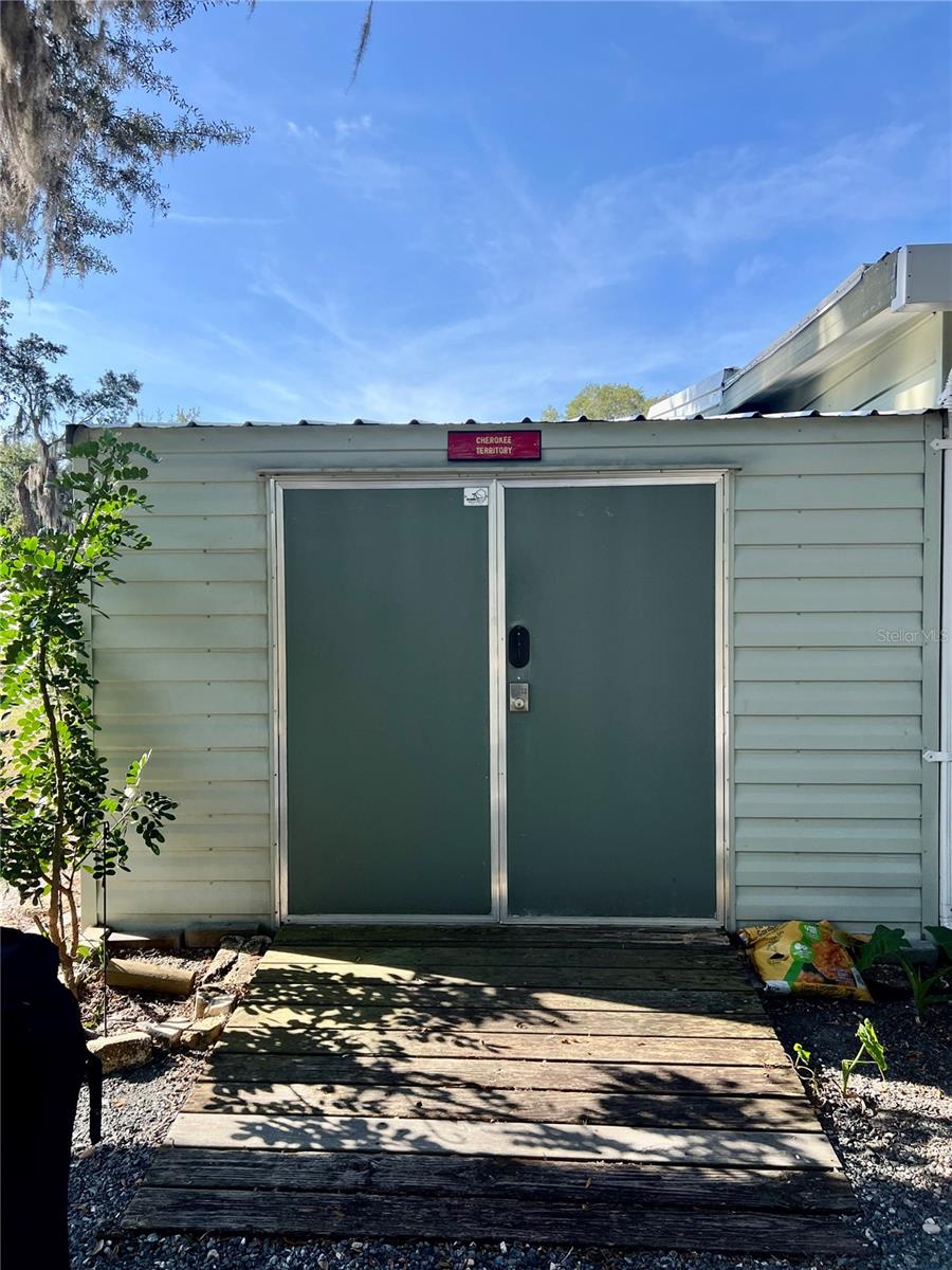 CONTINENTAL COUNTRY CLUB COMMU - Residential