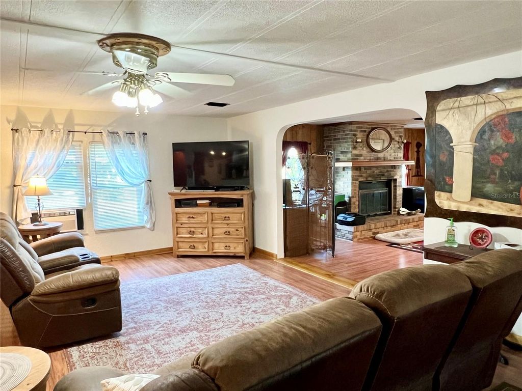 Photo of 2 S Bobwhite Road, Wildwood, FL 34785 (MLS # G5105186)