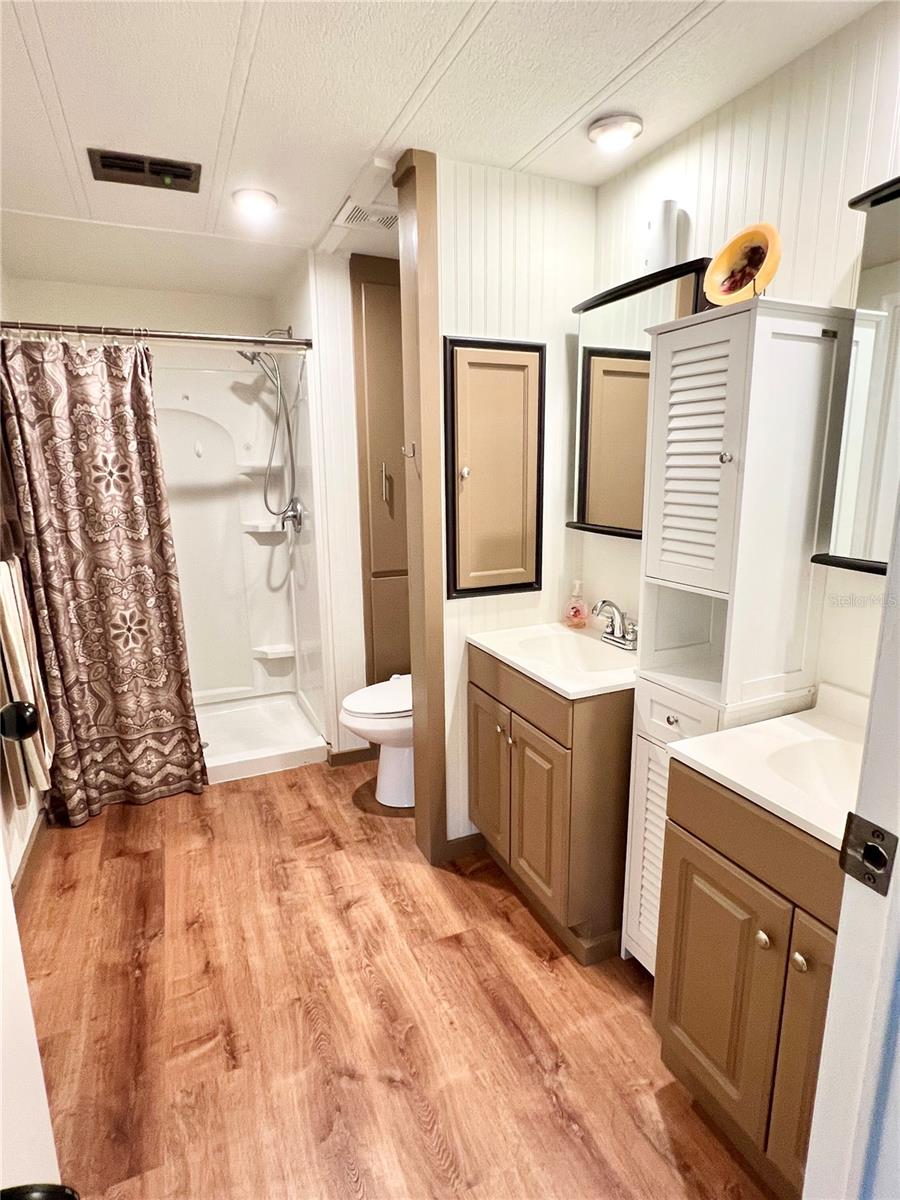 CONTINENTAL COUNTRY CLUB COMMU - Residential