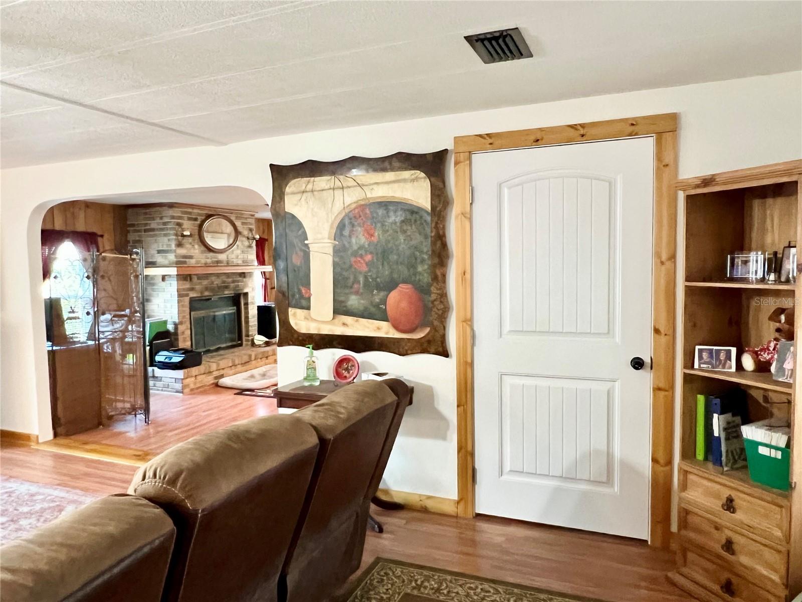 CONTINENTAL COUNTRY CLUB COMMU - Residential