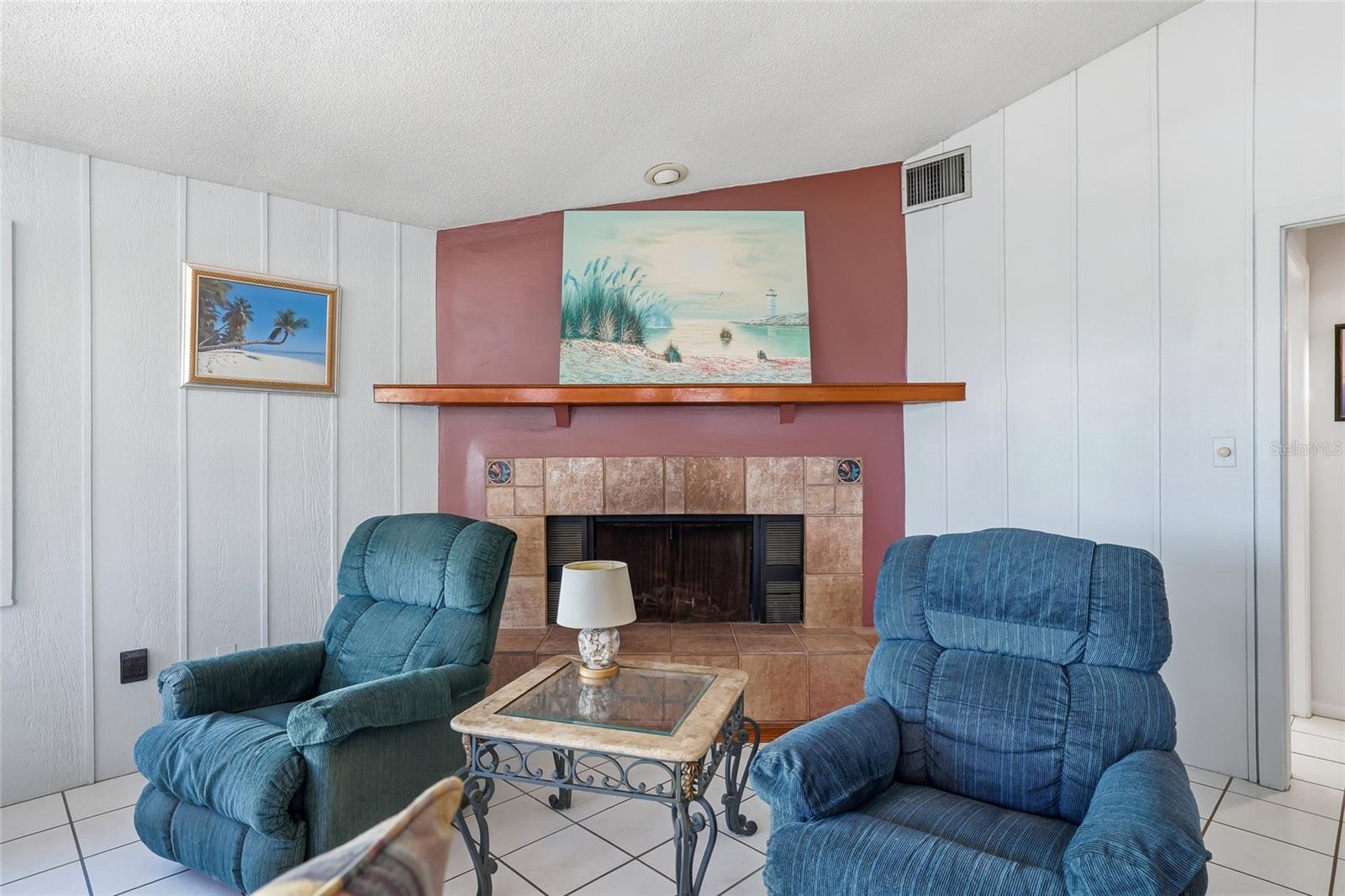 PENGUIN CABANA SUB - Residential