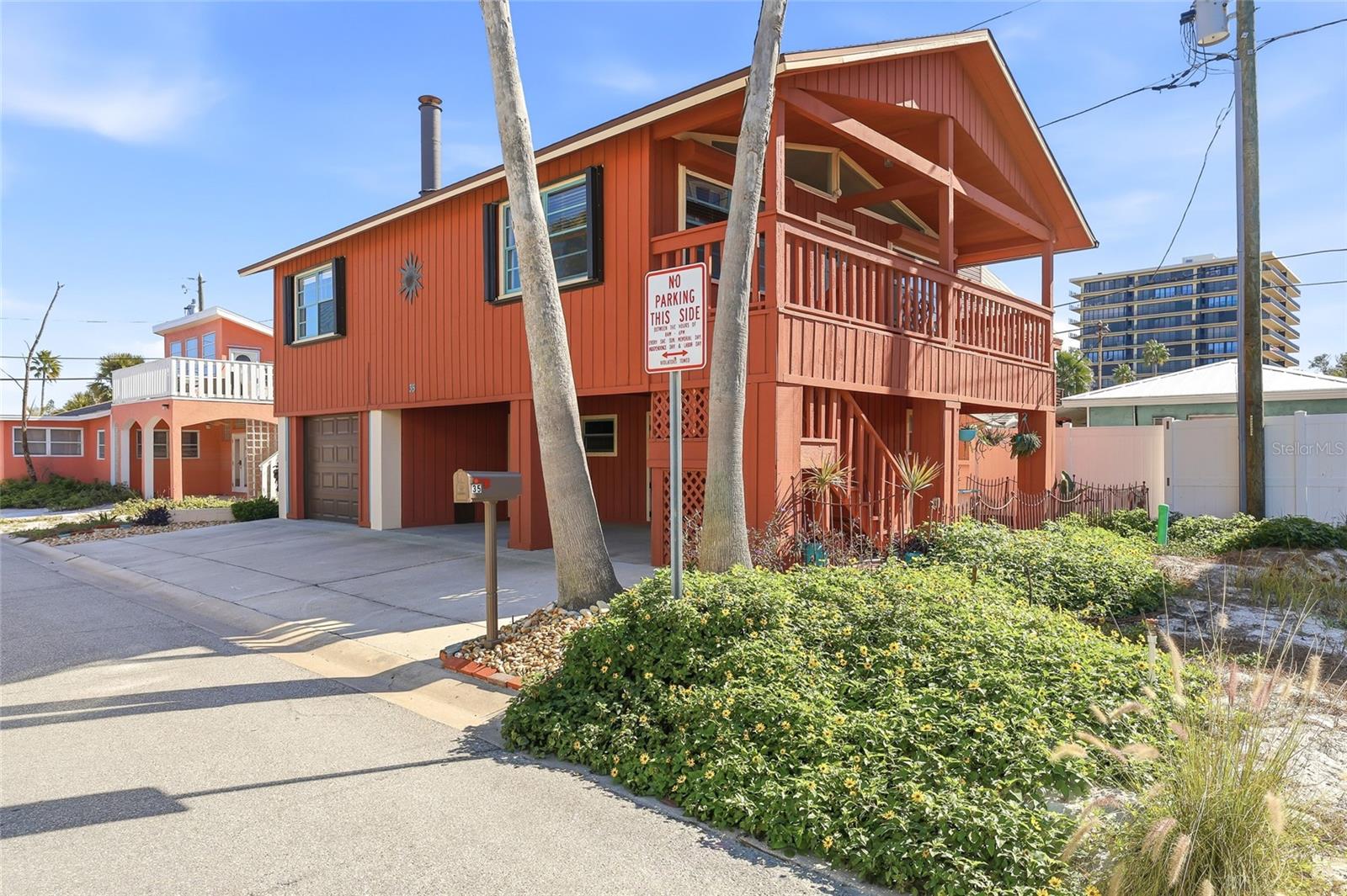 PENGUIN CABANA SUB - Residential