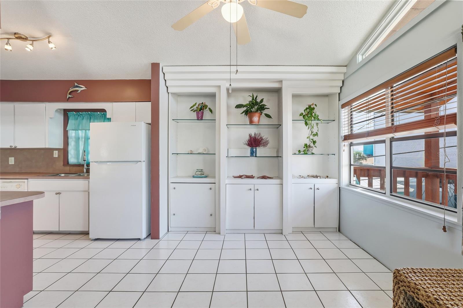 PENGUIN CABANA SUB - Residential