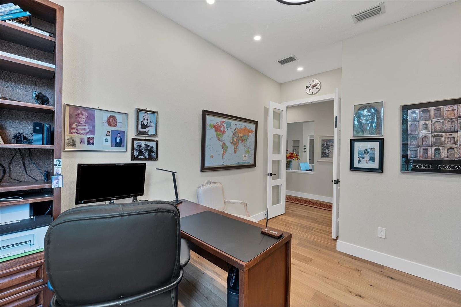 UNIVERSITY PARK - Residential