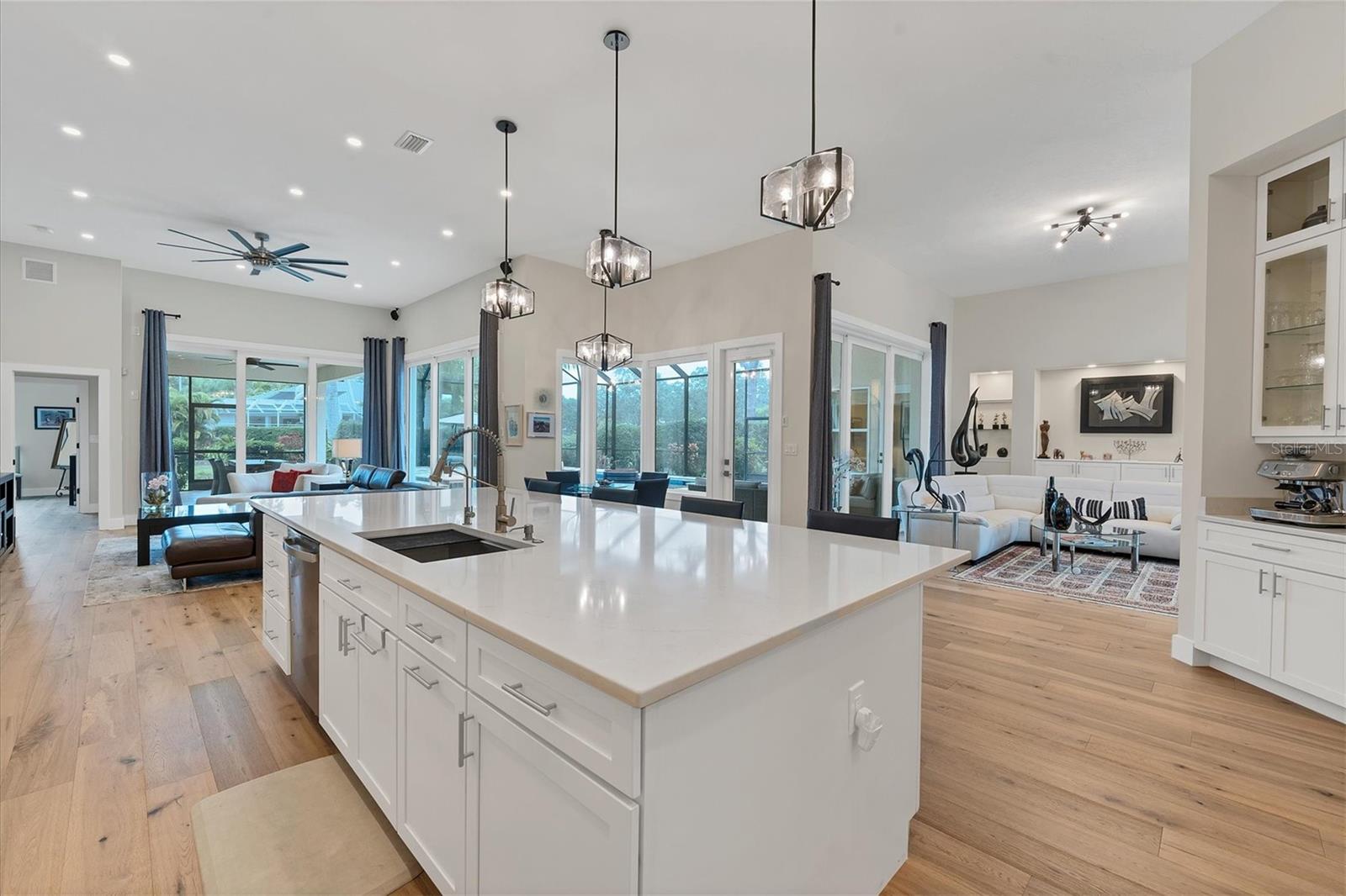 UNIVERSITY PARK - Residential