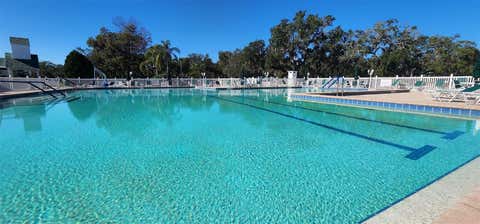 Tiny photo for 802 Robin Lane, Wildwood, FL 34785 (MLS # G5115879)