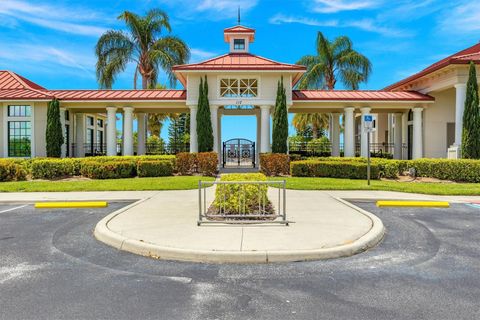 A home in LAKE ALFRED