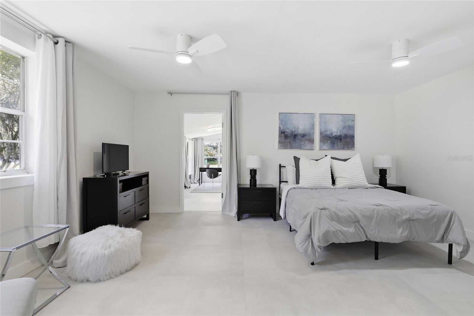 LORRAINE COURT - Residential