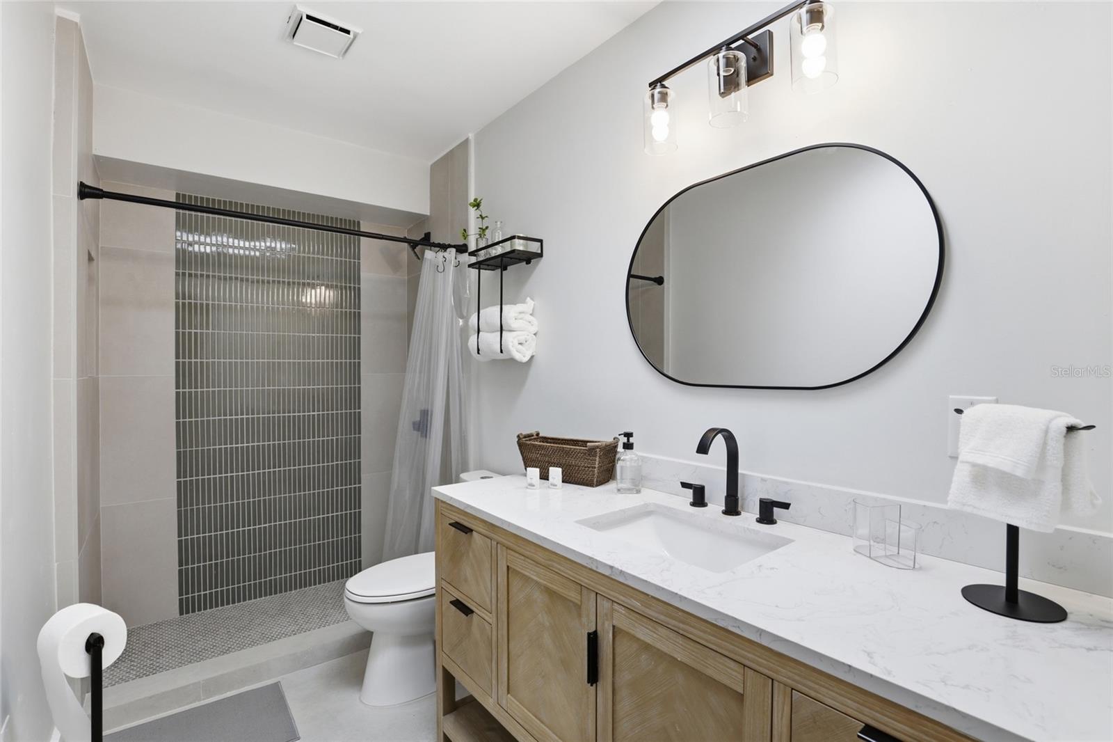 LORRAINE COURT - Residential