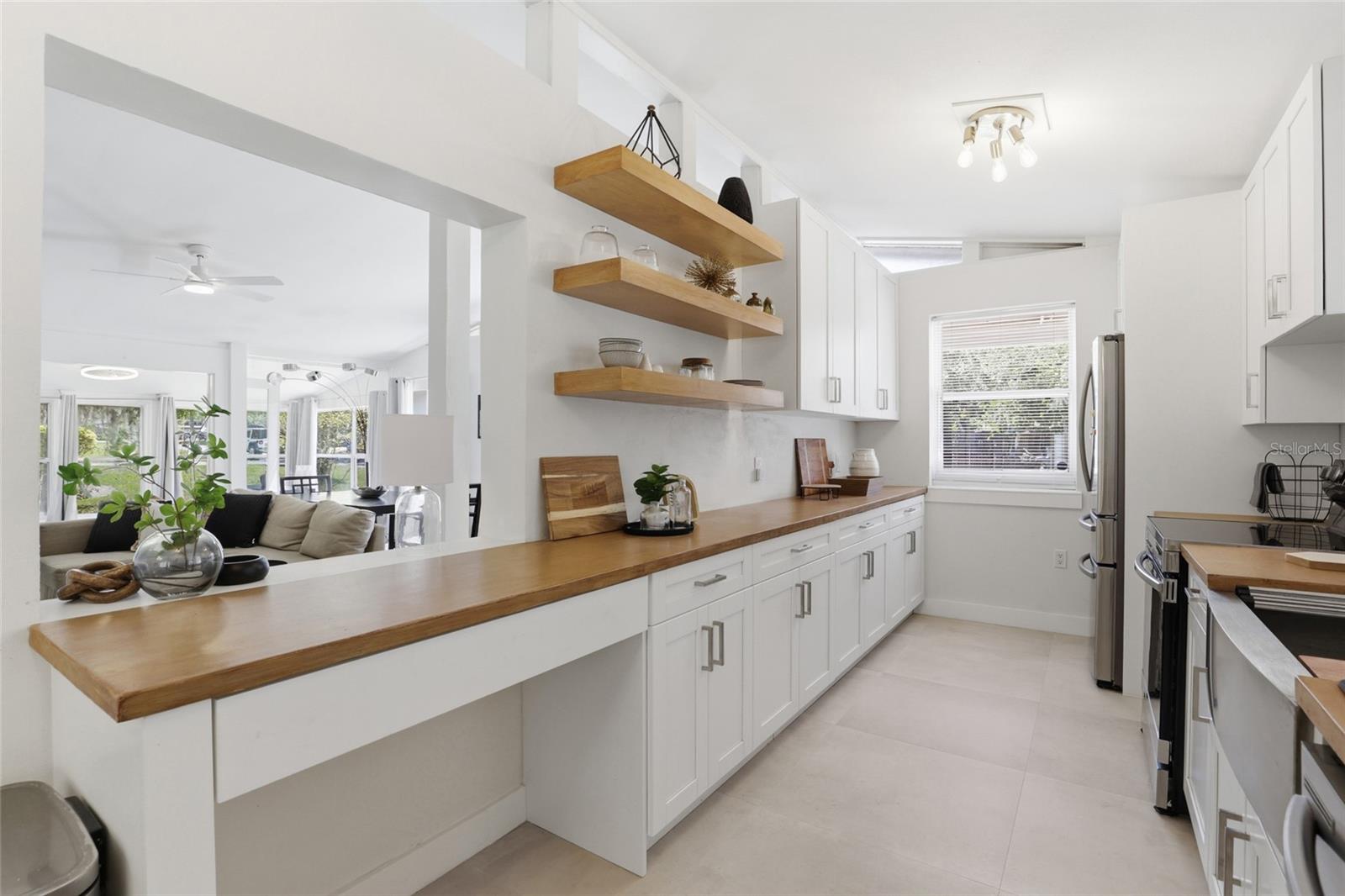 LORRAINE COURT - Residential