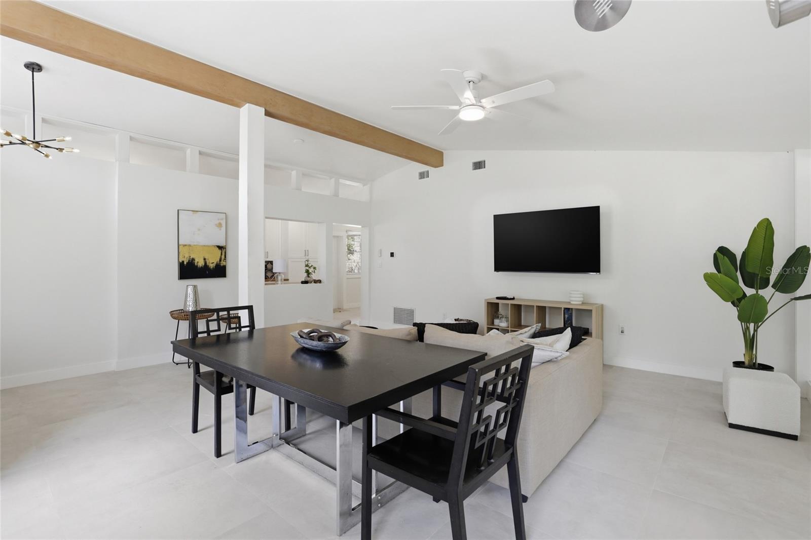 LORRAINE COURT - Residential