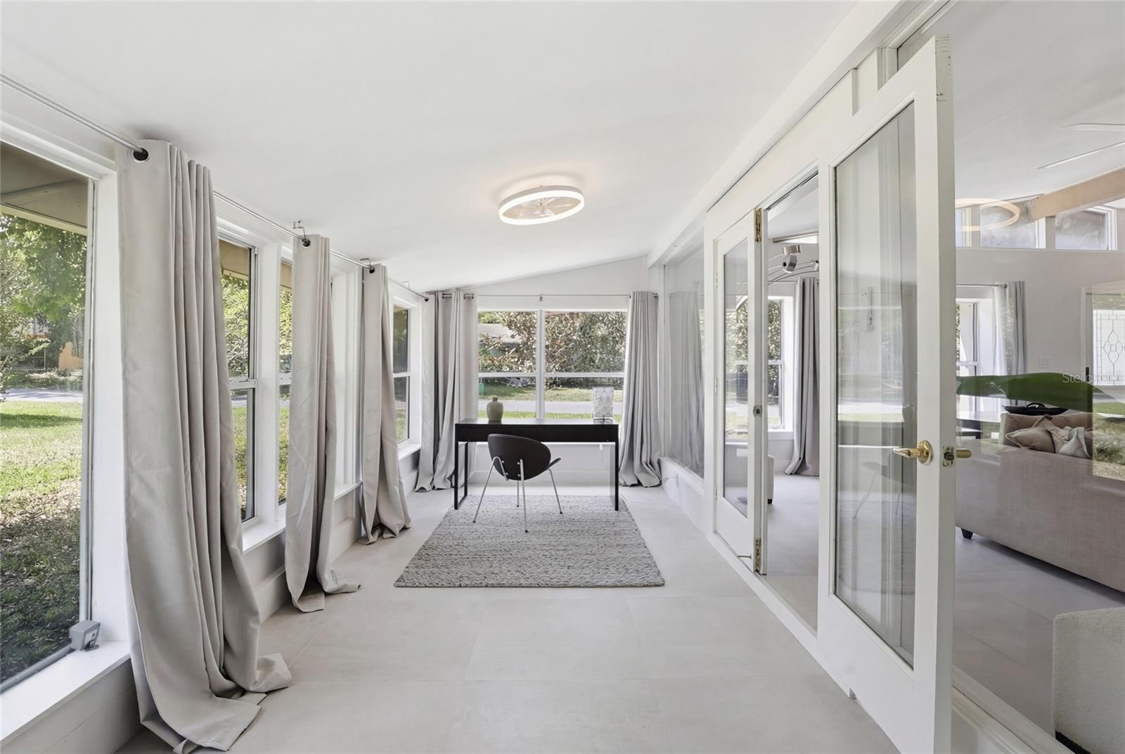 LORRAINE COURT - Residential