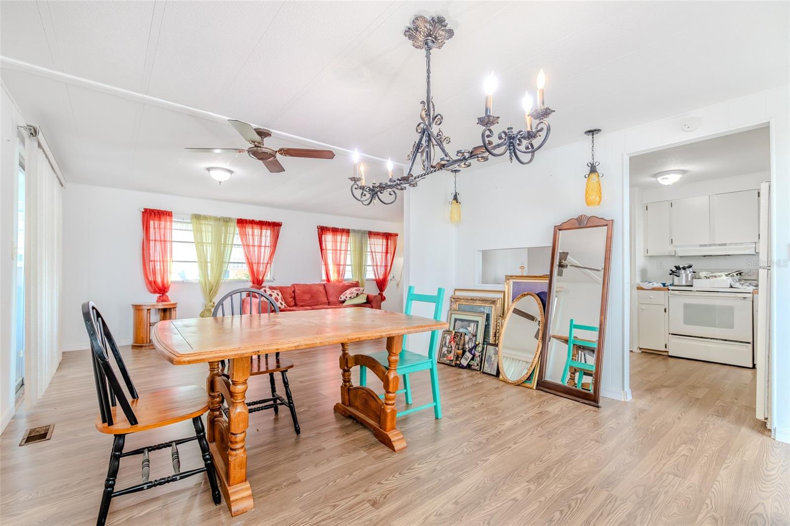 CLERMONT EMERALD LAKES CO-OP LT 01 - Residential