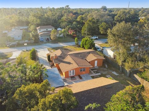 A home in LONGWOOD