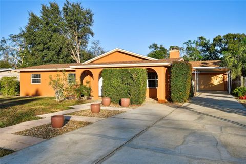 A home in LONGWOOD