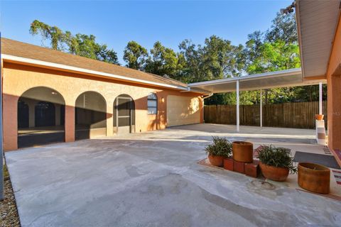 A home in LONGWOOD