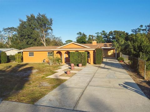 A home in LONGWOOD