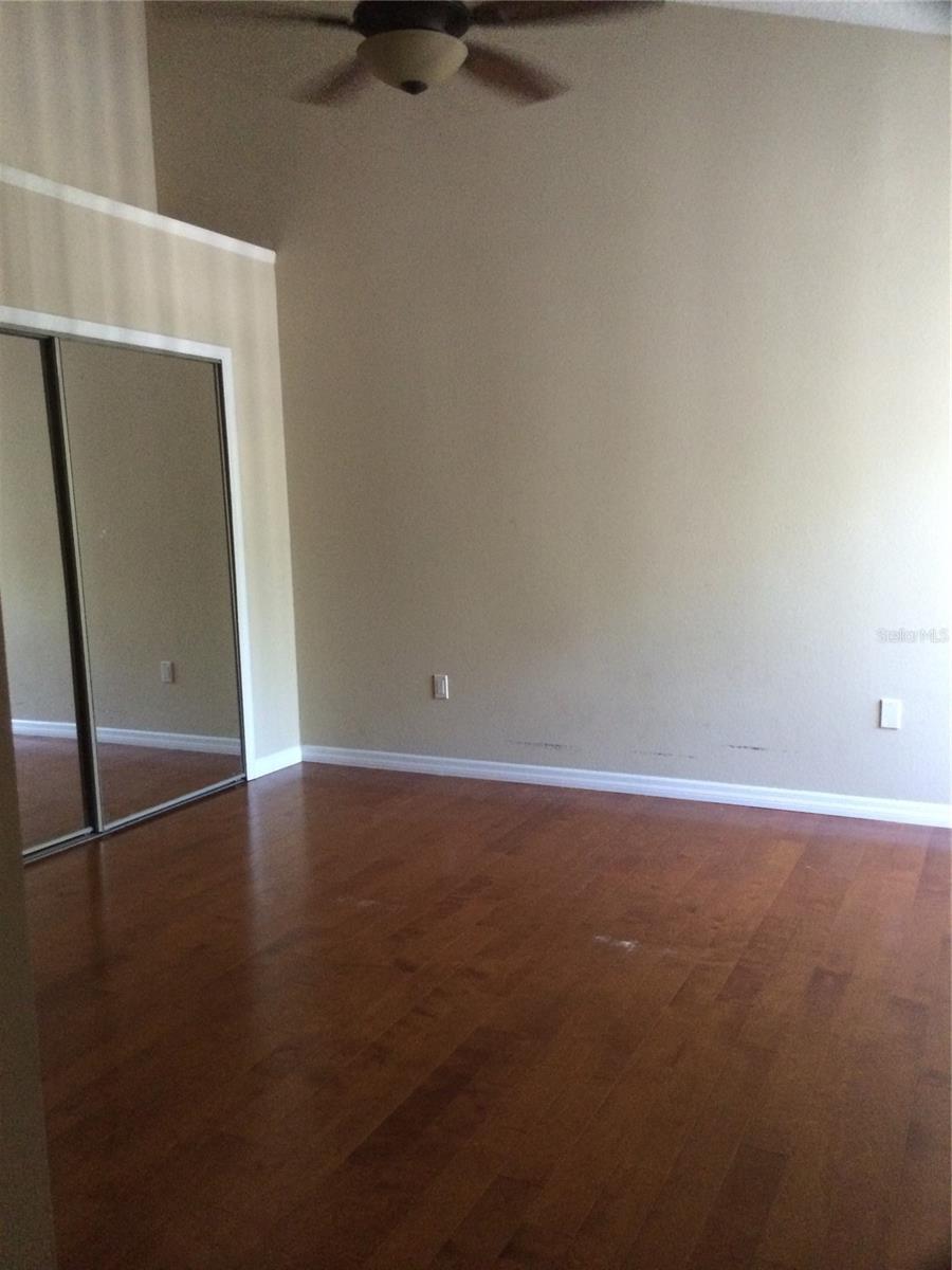 696 YOUNGSTOWN PARKWAY 312