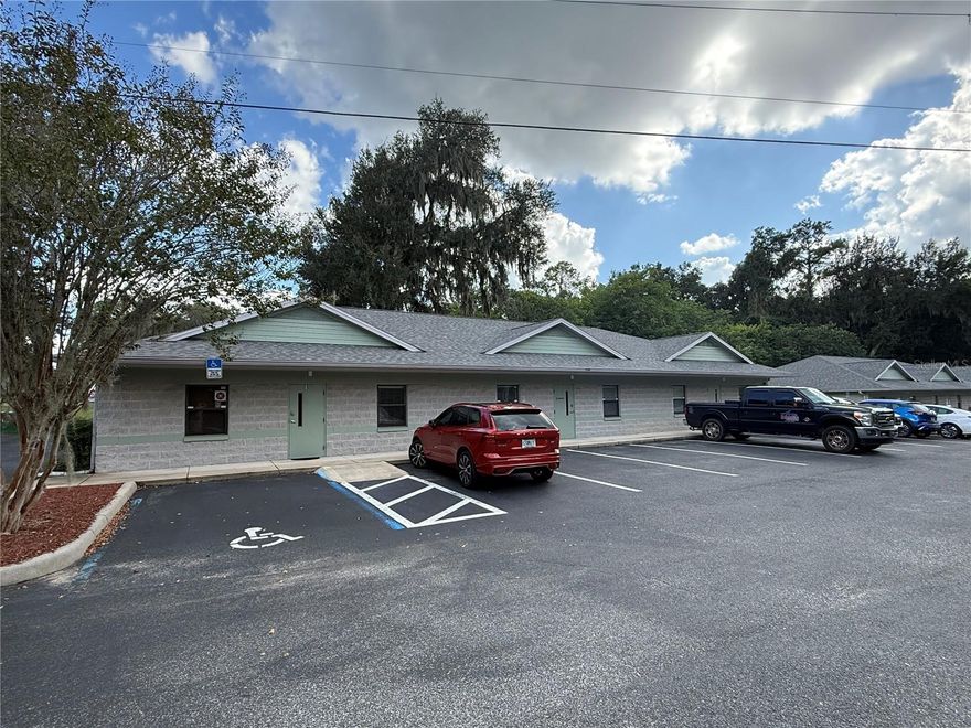 This well-appointed 1,200 SF office space offers a flexible layout suitable for a wide range of professional users. Featuring three private offices, a dedicated reception area, one restroom, and an additional room ideal for a breakroom or extra office, the suite is designed for efficiency and comfort. Zoned B-2, the property accommodates various business types. Enjoy excellent visibility with prominent road signage along SE Lake Weir Ave and the convenience of ample on-site parking, with a 4:1,000 SF parking ratio. Move-in ready and ideally located this space is a perfect fit for your growing business.