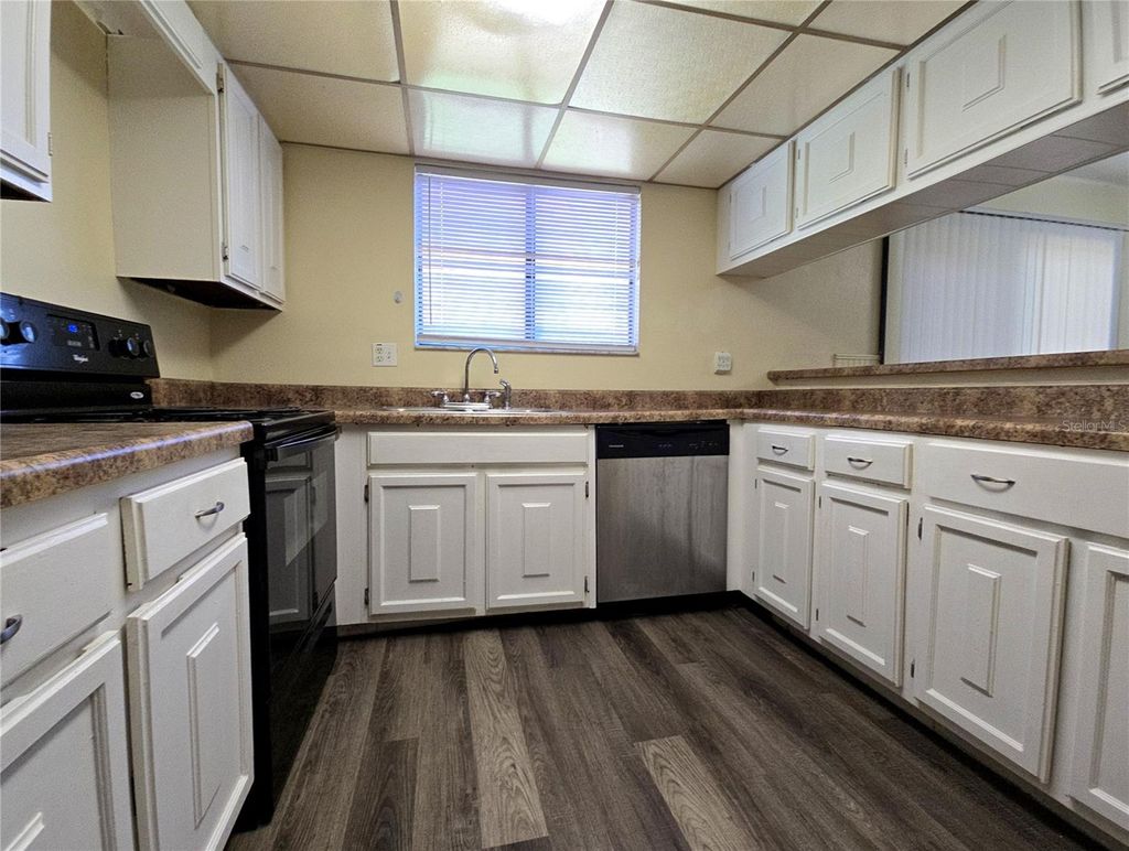 Photo of 1836 N Crystal Lake Drive, Lakeland, FL 33801 (MLS # L4957899)