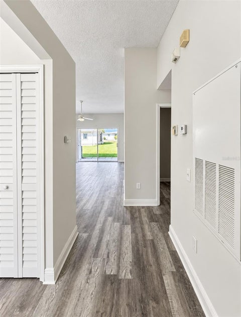 1215 Barefoot Bay Drive, Orlando, FL 32824