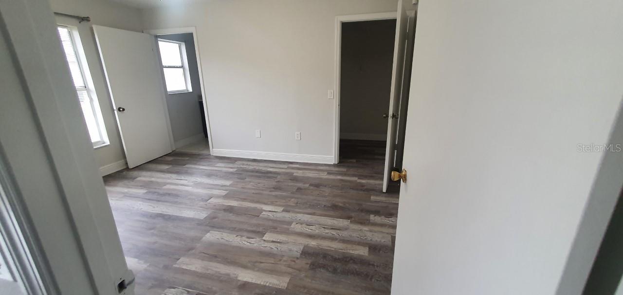 1215 BAREFOOT BAY DRIVE