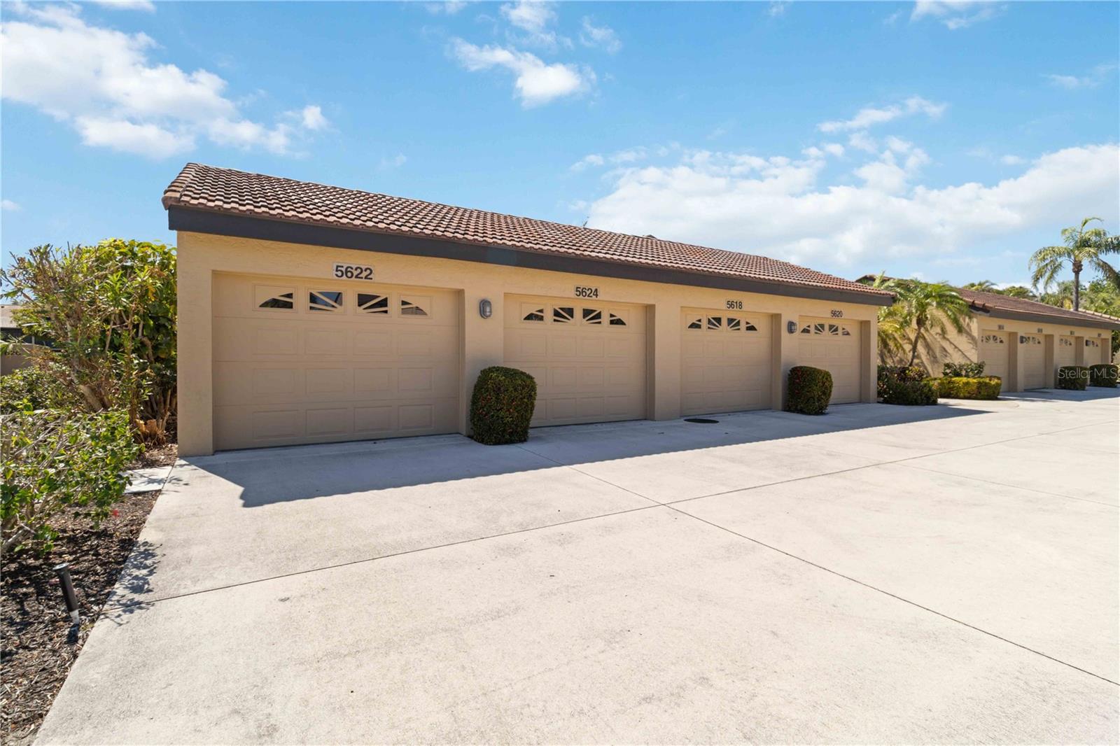 5624 ASHTON LAKE DRIVE 5624