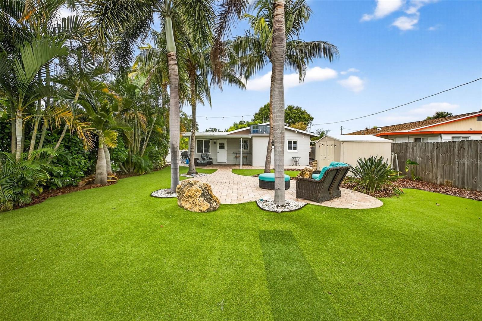 NORTH ST PETERSBURG - Residential Lease