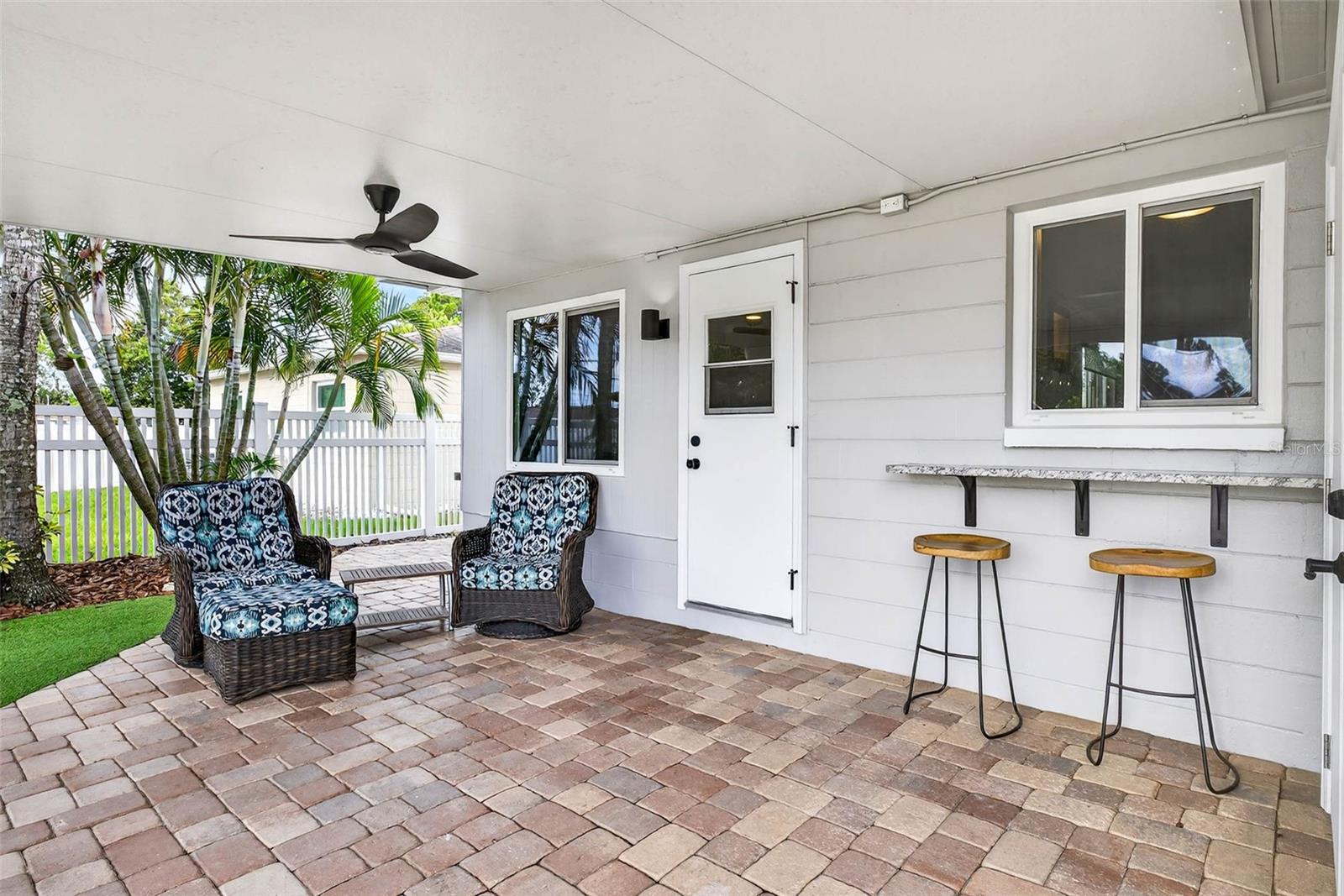 NORTH ST PETERSBURG - Residential Lease