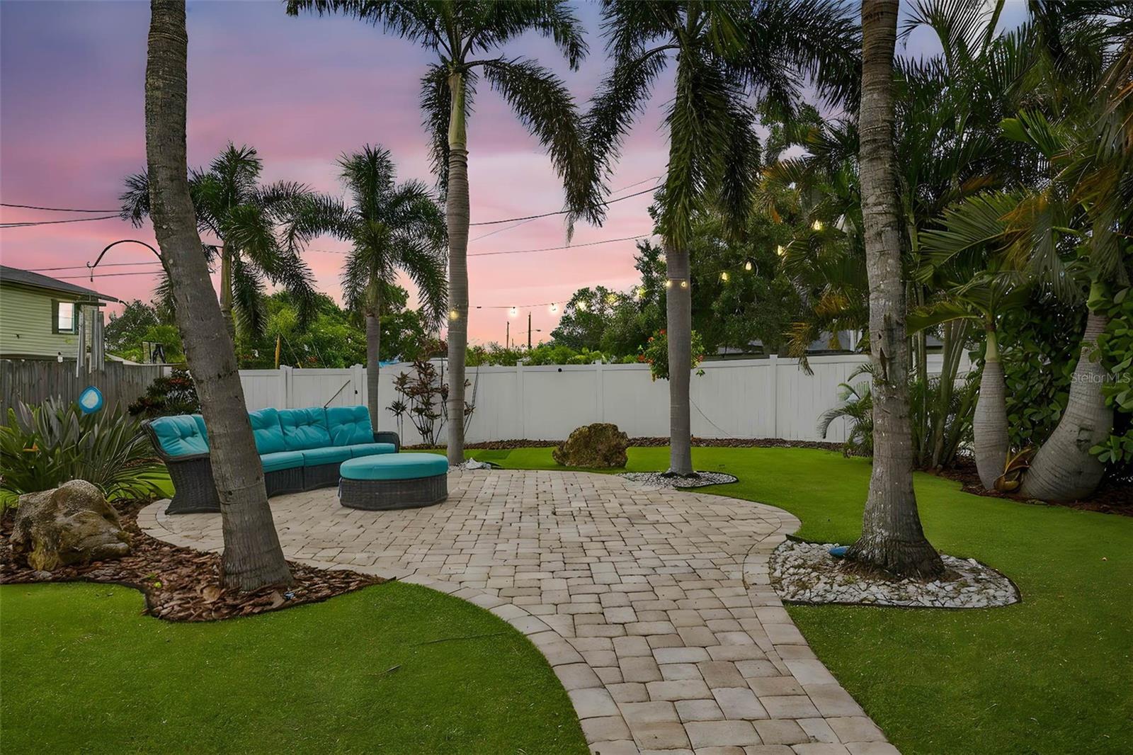 NORTH ST PETERSBURG - Residential Lease