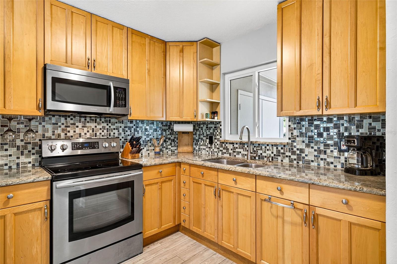 NORTH ST PETERSBURG - Residential Lease