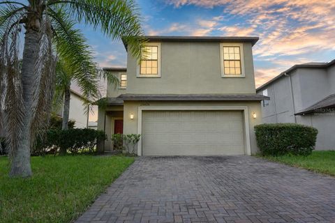 Photo of 20028 Satin Leaf Avenue, Tampa, FL 33647 (MLS # W7887990)