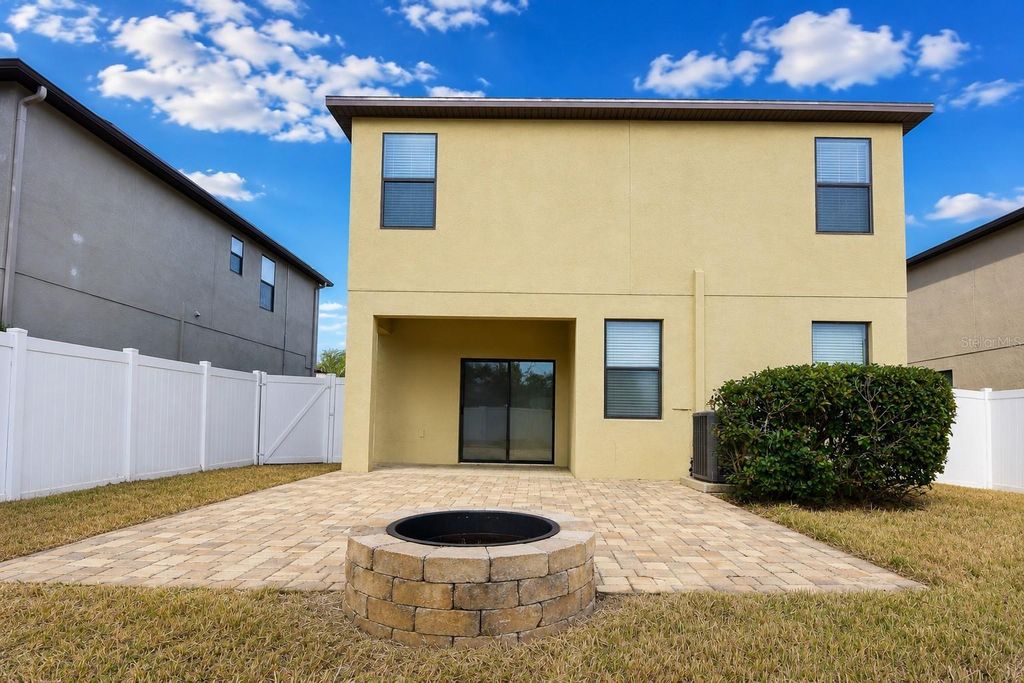 Photo of 20028 Satin Leaf Avenue, Tampa, FL 33647 (MLS # W7887990)
