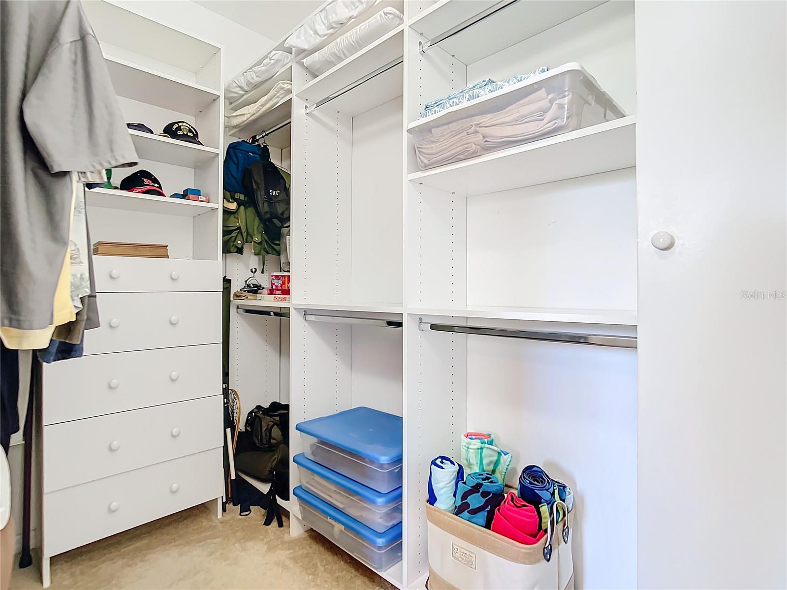 VENTURA VILLAGE - Residential