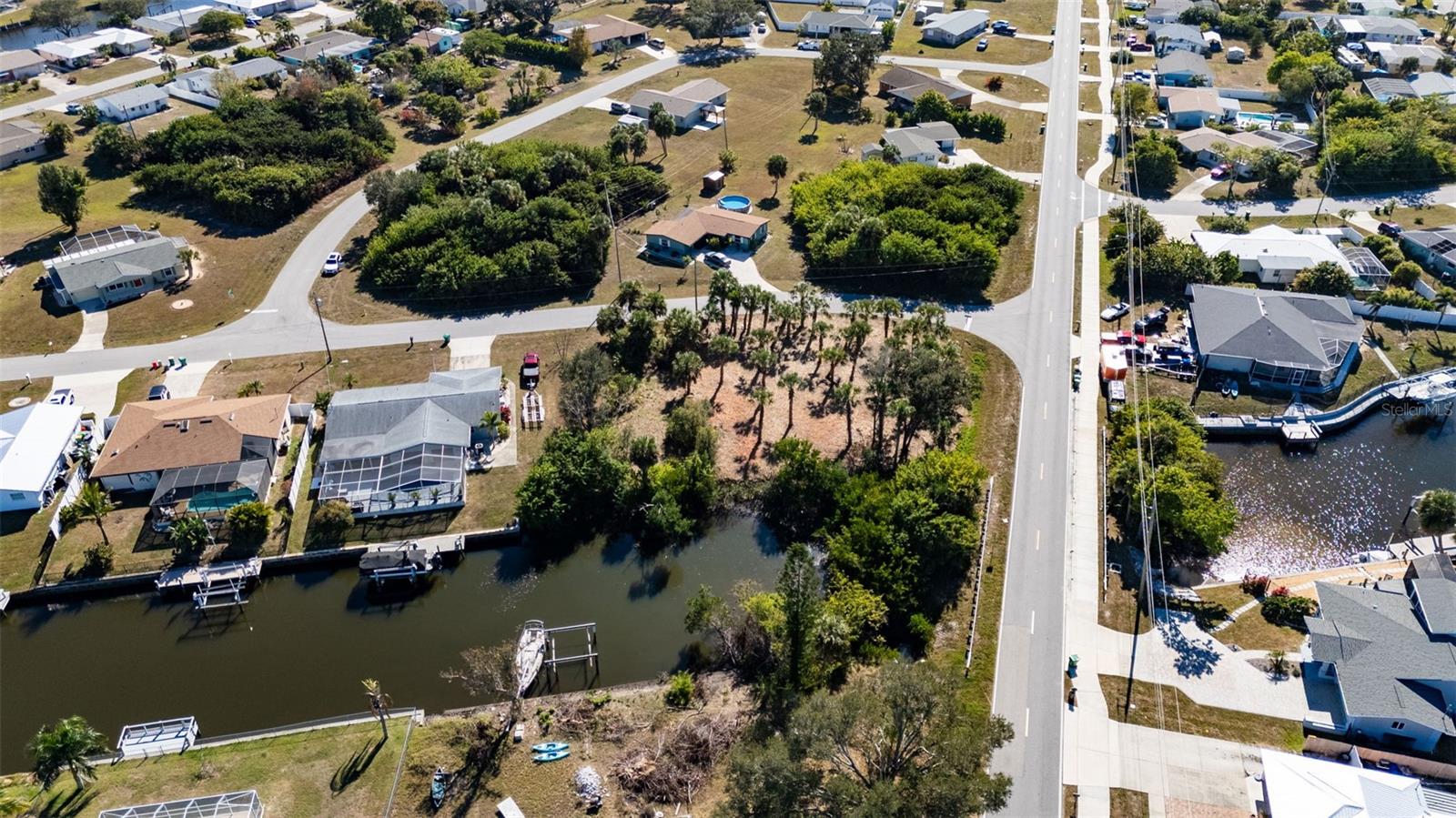 3512 PORT CHARLOTTE BOULEVARD