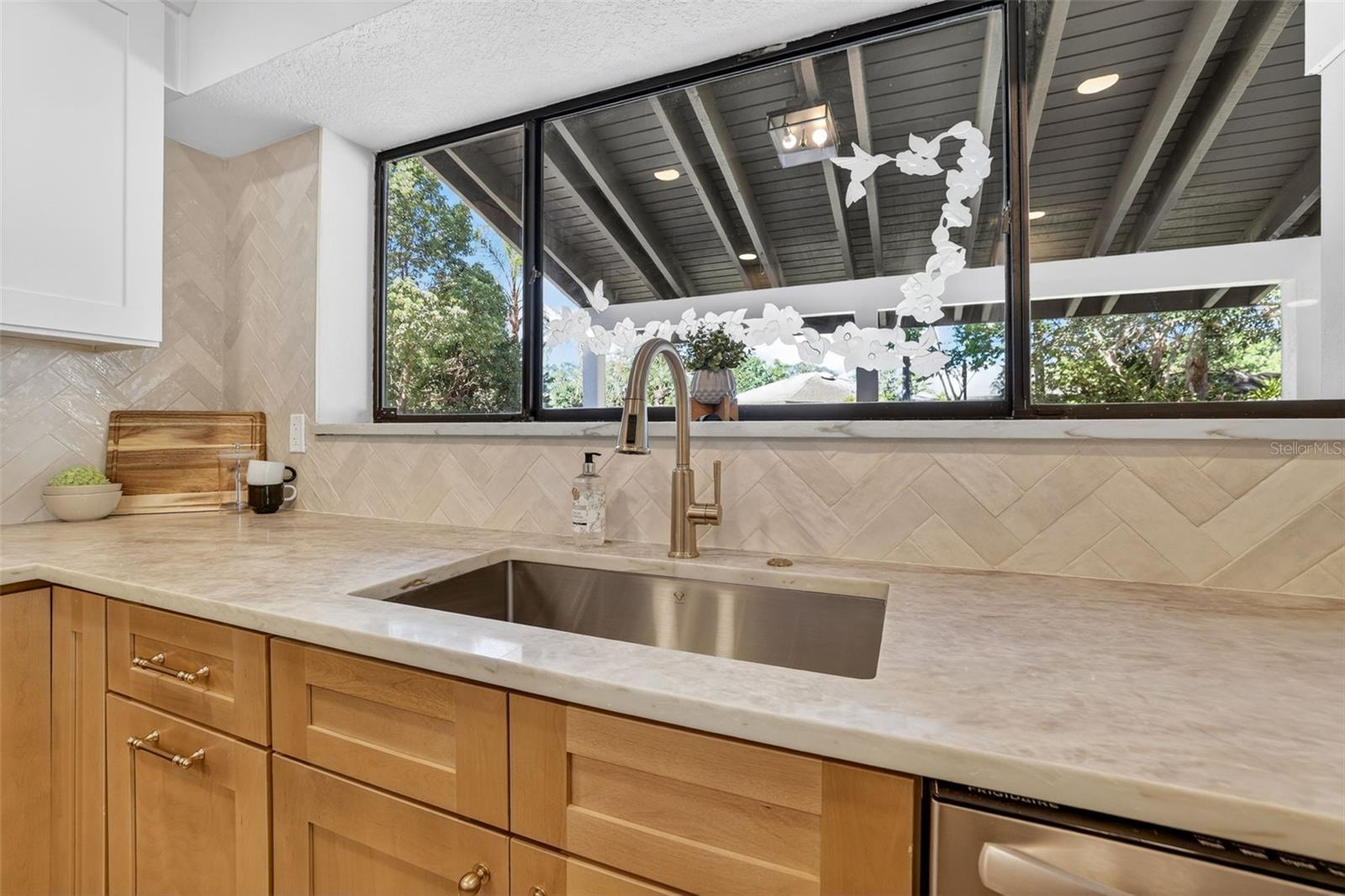 CARROLLWOOD VILLAGE SEC 1 - Residential