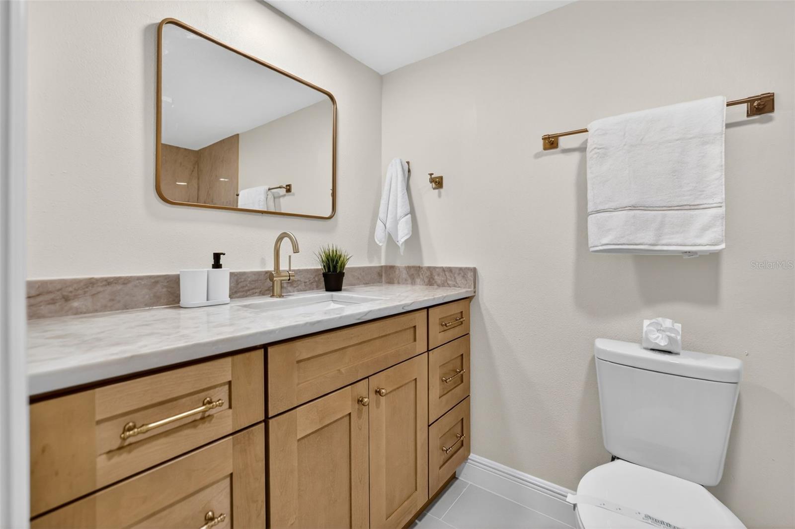 CARROLLWOOD VILLAGE SEC 1 - Residential