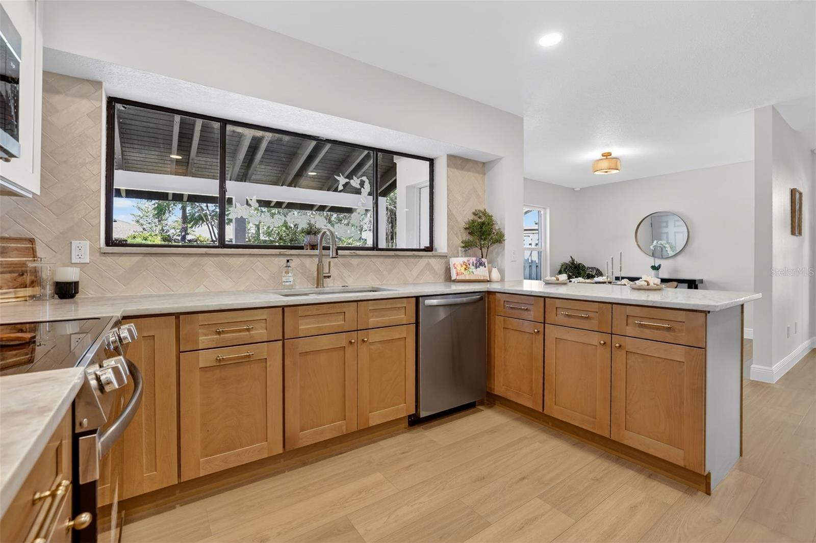 CARROLLWOOD VILLAGE SEC 1 - Residential